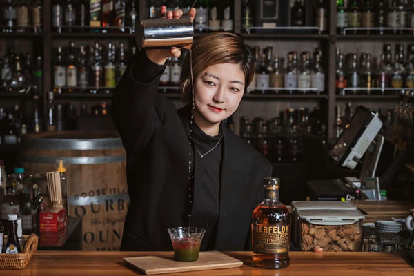 Chelsea Kim, Head Bartender at Tea and Proof