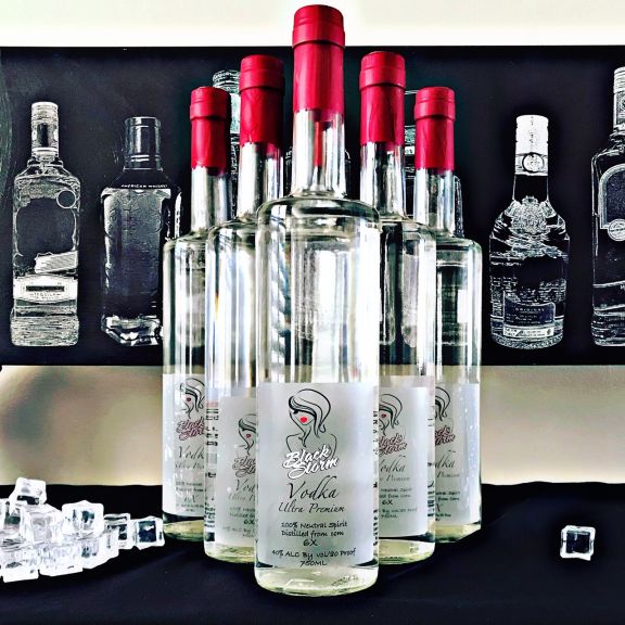 Photo for: Blackstorm Ultra Premium Vodka